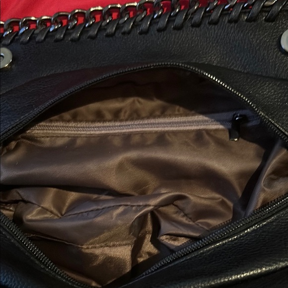 Black Shoulder Bag with Decorative Embellishments and Chain Strap - Picture 5 of 7